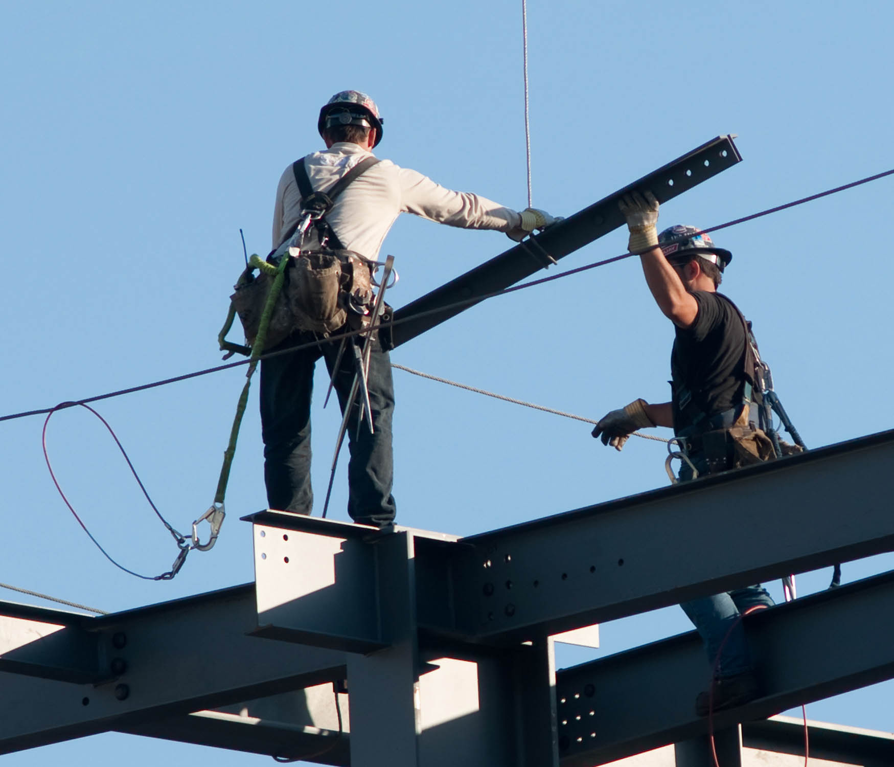 Fall Arrest Safety Harnesses, Lanyards & Equipment